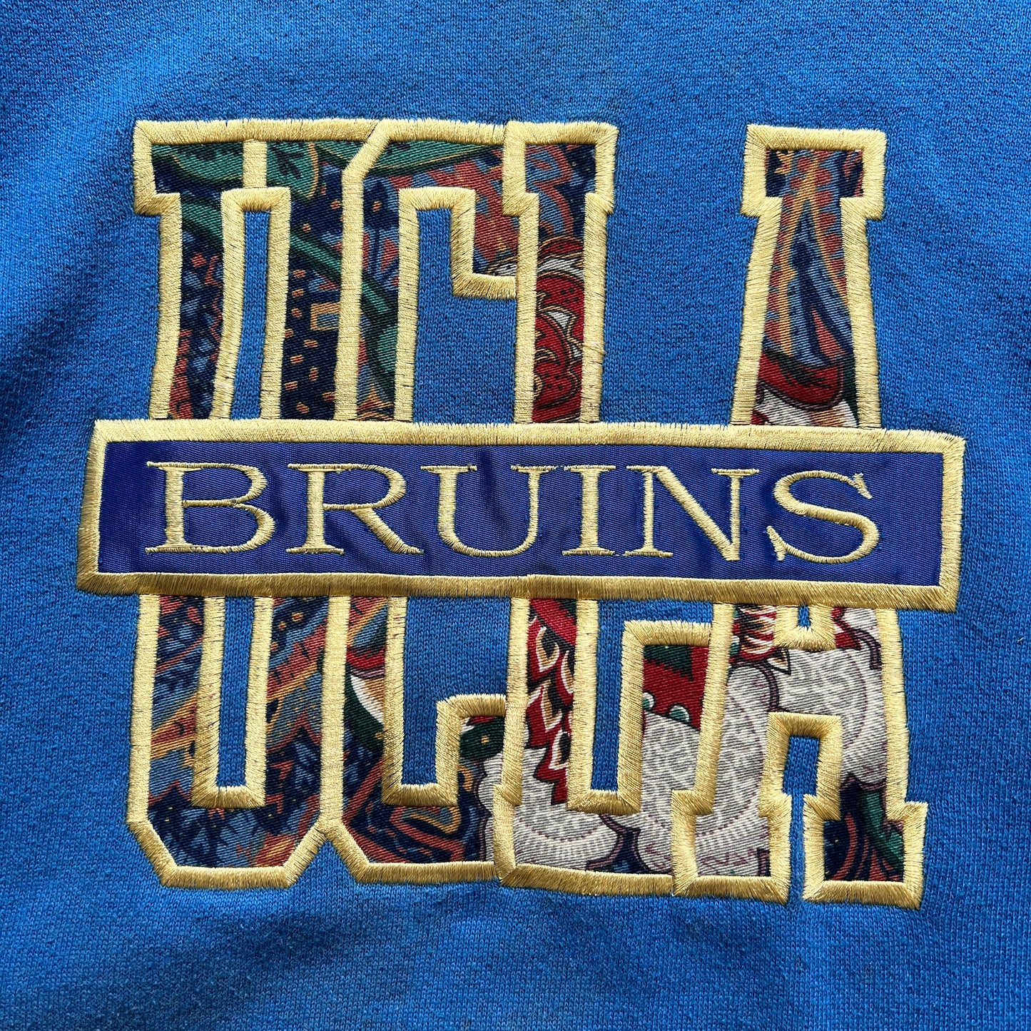 90's UCLA BRUINS SWEATSHIRT