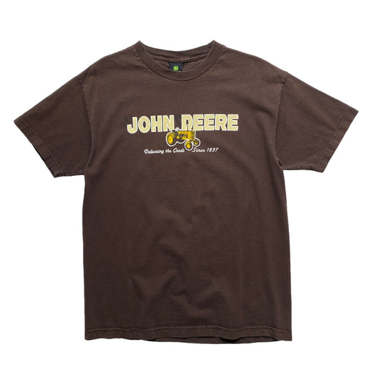 90's JOHN DEERE "Delivering the Goods Since 1837" T-SHIRT