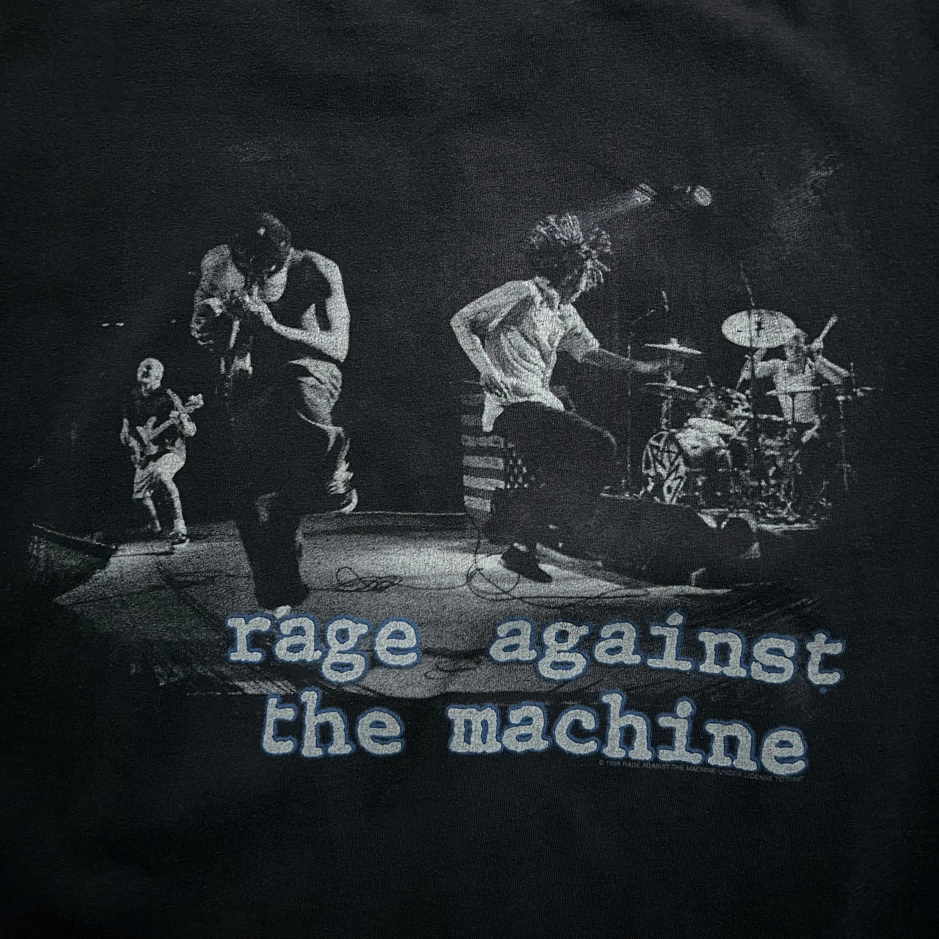 90's RAGE AGAINST THE MACHINE LIVE PHOTO T-SHIRT – ST*ANGIE VINTAGE